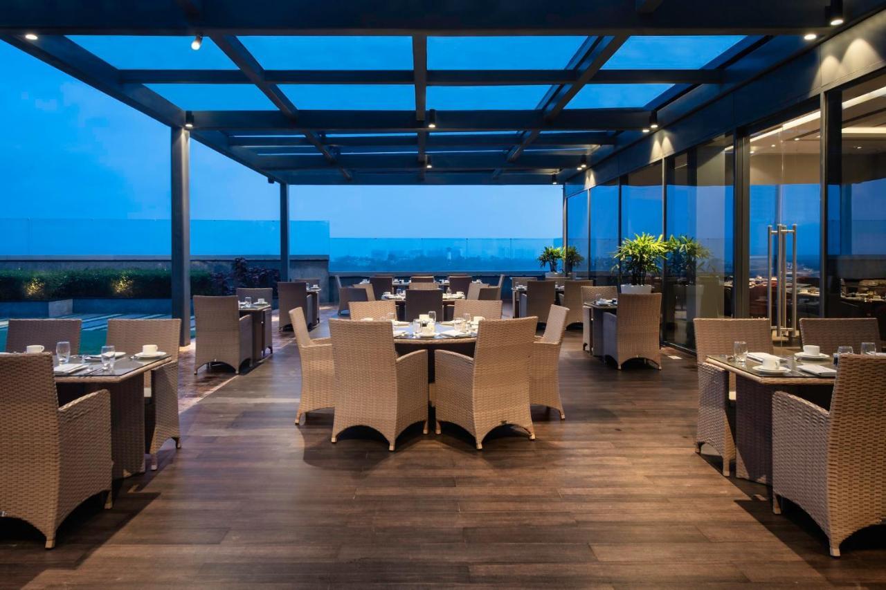 Vivanta Bhubaneswar Dn Square Εξωτερικό φωτογραφία