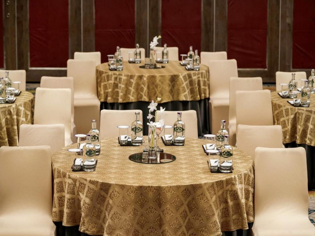 Vivanta Bhubaneswar Dn Square Εξωτερικό φωτογραφία